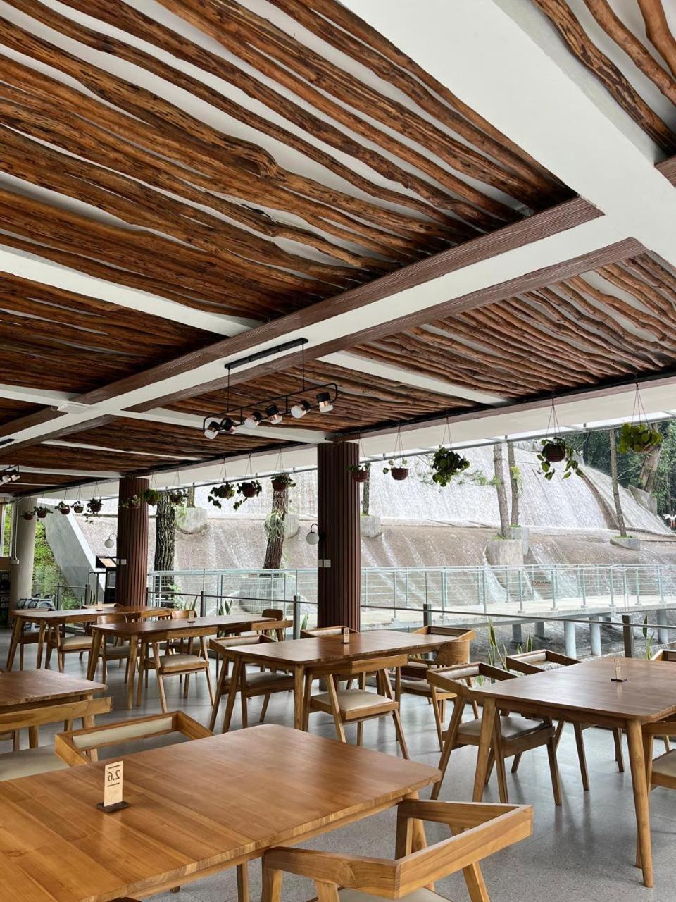 Heha Waterfall Suites & Camping Ground Paragajen Exterior photo
